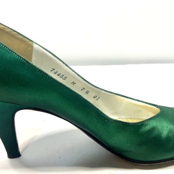 YVES SAINT LAURENT Hunter Green Satin Heels Size 7-1/2B - Picture 5 of 10